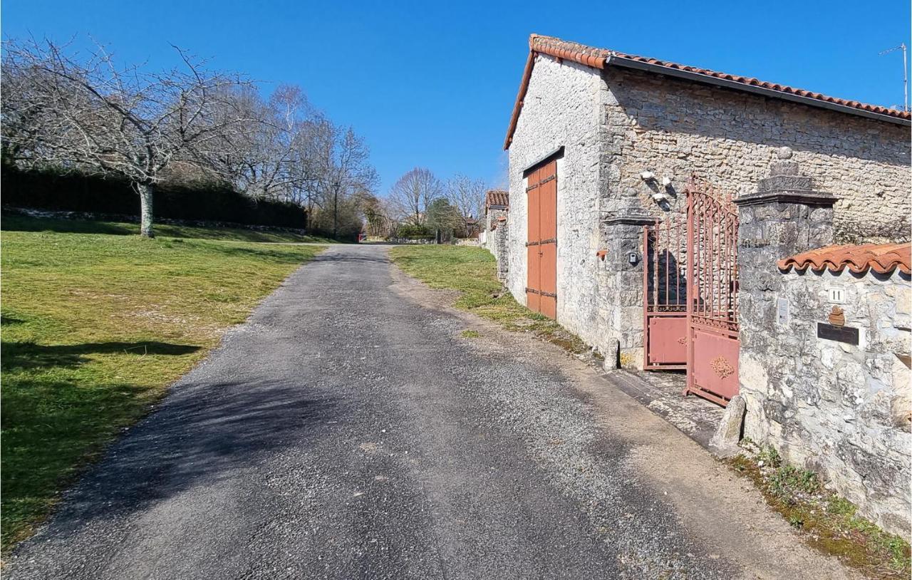 Les Lumas Villa Taize-Aizie Exterior photo